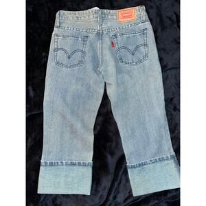 VINTAGE NWT DEADSTOCK FADED LEVIS CUFFED CAPRI JEANS SIZE 2